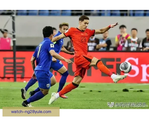 本土标王拜合拉木正式加盟蓉城