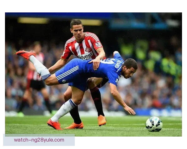 克劳德破门献礼穆帅喜拥球场